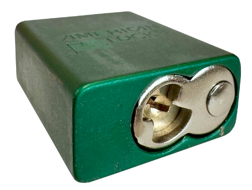 Alum Padlock. 1-1/2" Body, 1/4" Shackle Diameter, 1" Shackle Length. Green, Calgary 5