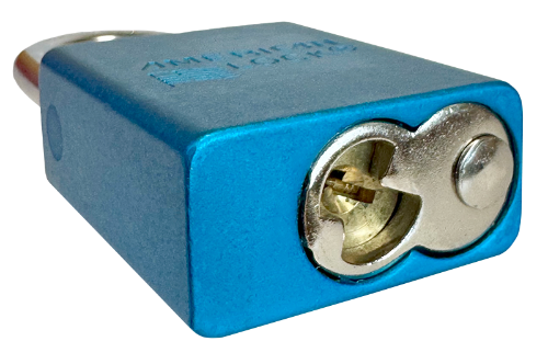 Alum Padlock. 1-1/2" Body, 1/4" Shackle Diameter, 1-1/2" Shackle Length. Blue, Calgary 5