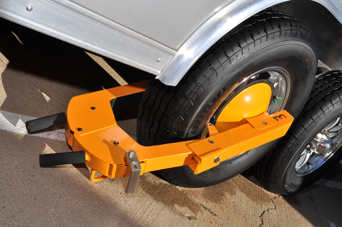 Adjustable Wheel Lock Fits most 10" to 18"Wheels, Inc Padlock Calgary 5