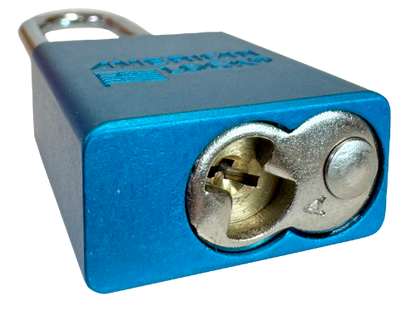 Alum Padlock. 1-1/2" Body, 1/4" Shackle Diameter, 3" Shackle Length. Blue, Calgary 5