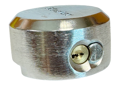 Master Puck Lock with Master Keyway, Keyed Different Notched Back Clagary 4